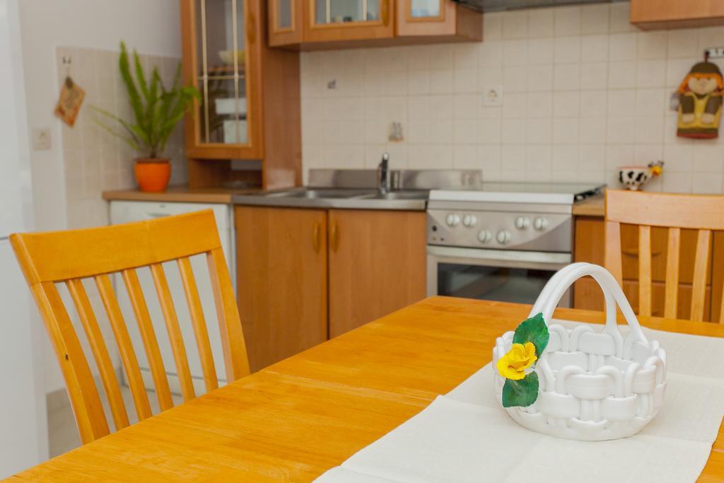 Guest House Mara Вела-Лука Екстер'єр фото